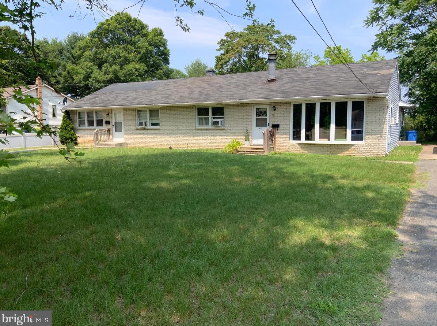 439 Carvin St, Clayton, NJ 08312-1316