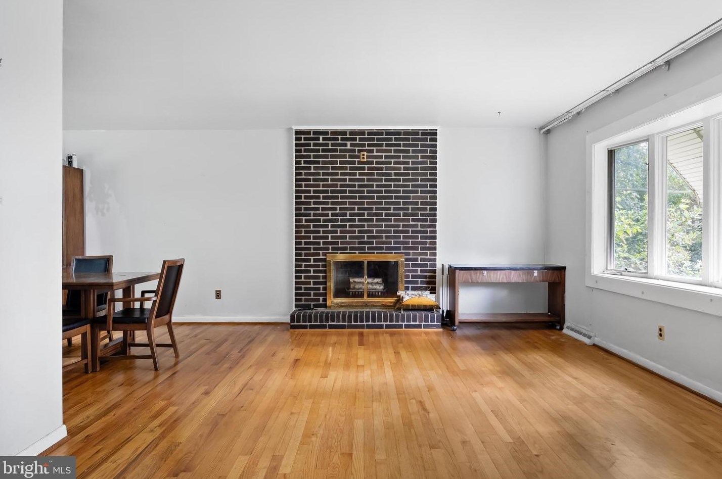 810 Academy St, Aura NJ  08028-8306 exterior