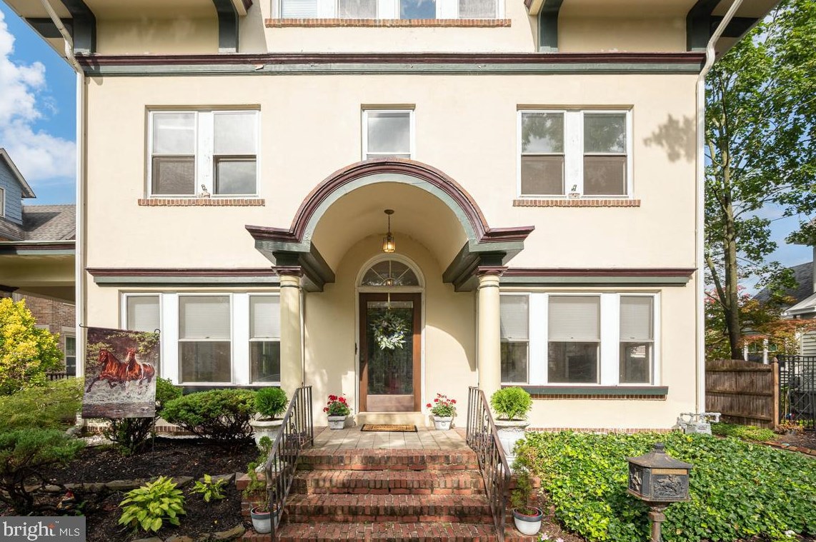 8 N Clinton Ave, Wenonah, NJ 08090
