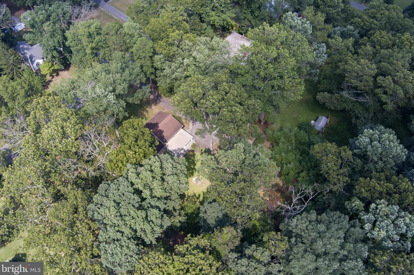 986 Strawberry Ave, Vineland, NJ 08360-1833