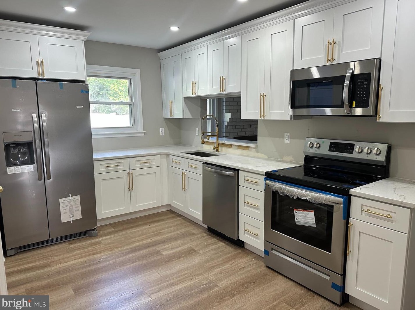 18 Madison St, Auburn, NJ 08085