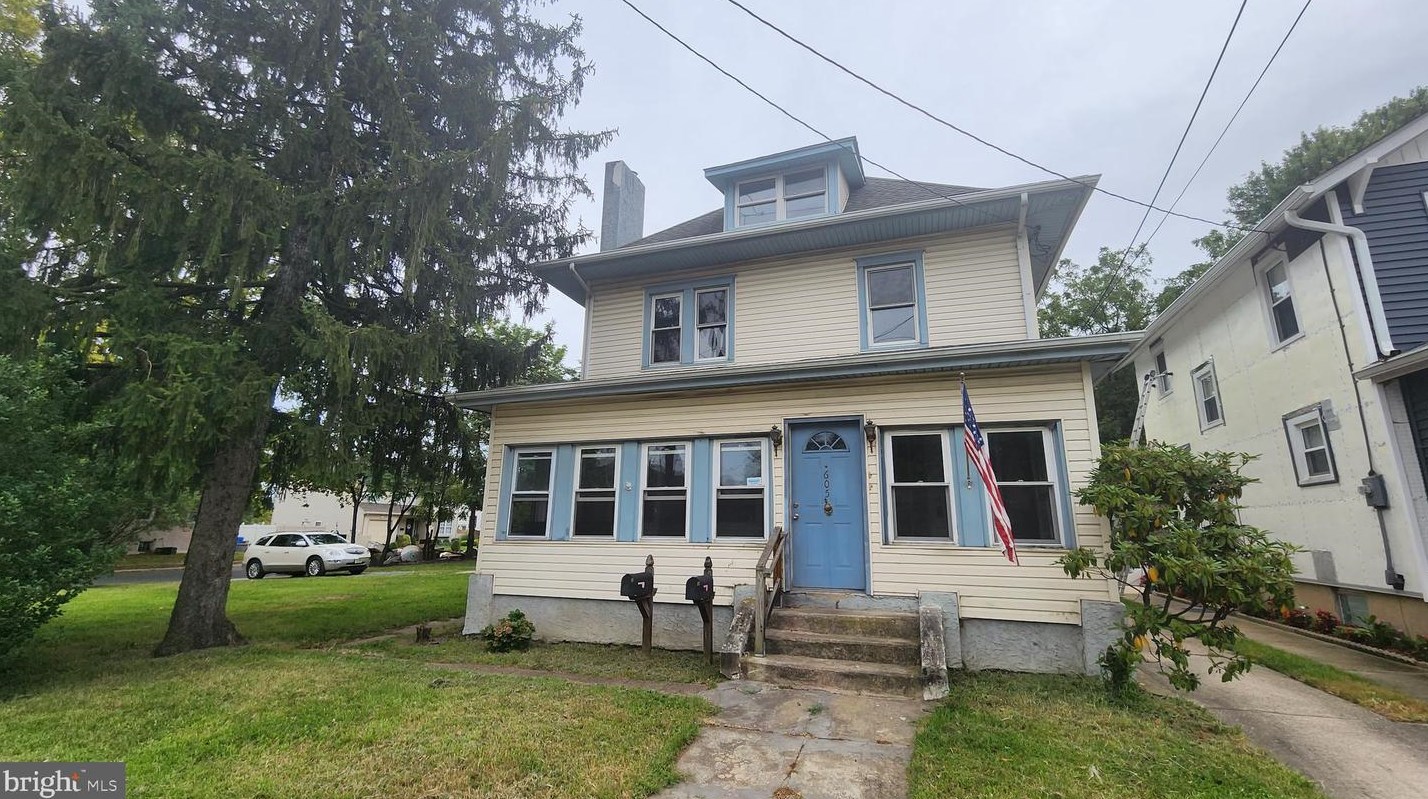 605 Crown Point Rd, West Deptford, NJ 08093