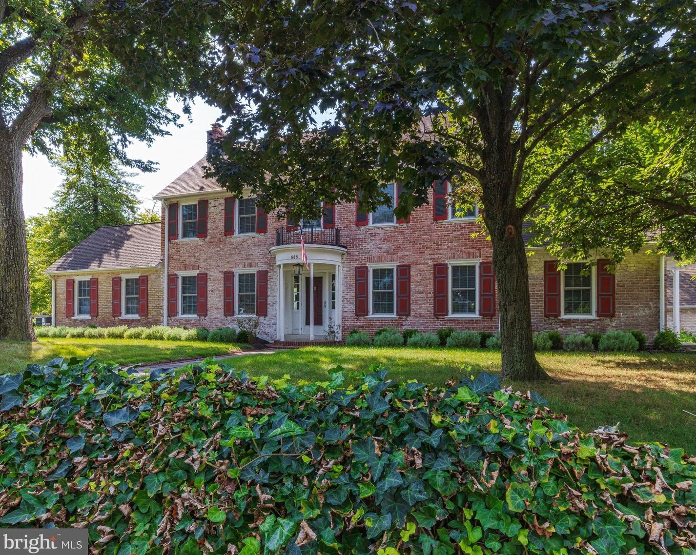 605 Delaware St, West Deptford, NJ 08096