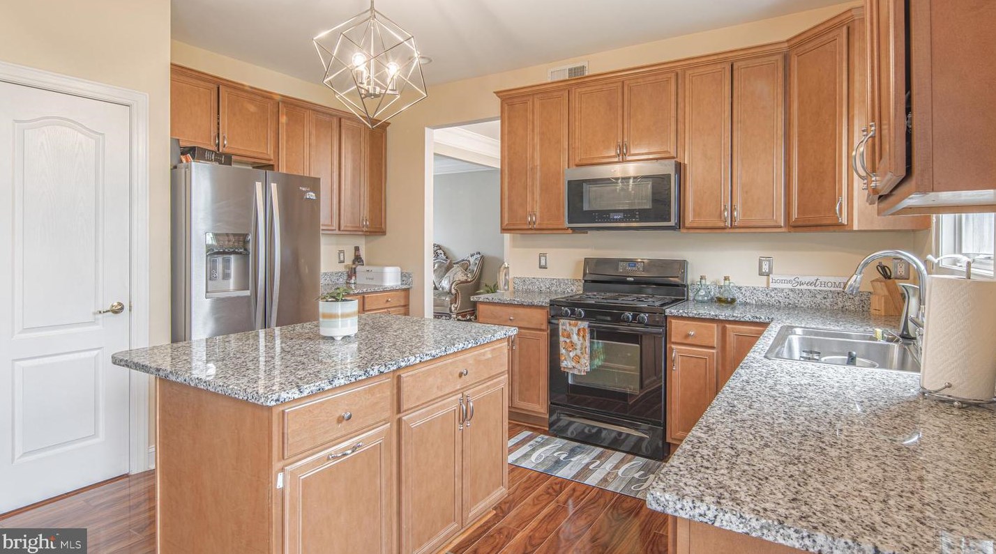 711 Chelsea Rd, Harrison Township, NJ 08062