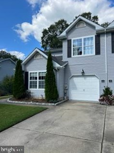 105 Stoneham Dr, Aura, NJ 08028