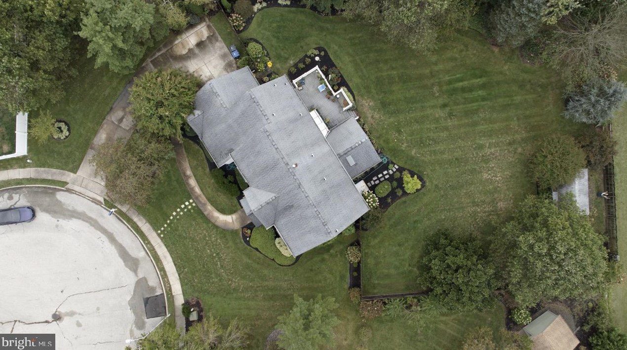 202 Heather Ct, Harrison Township, NJ 08062