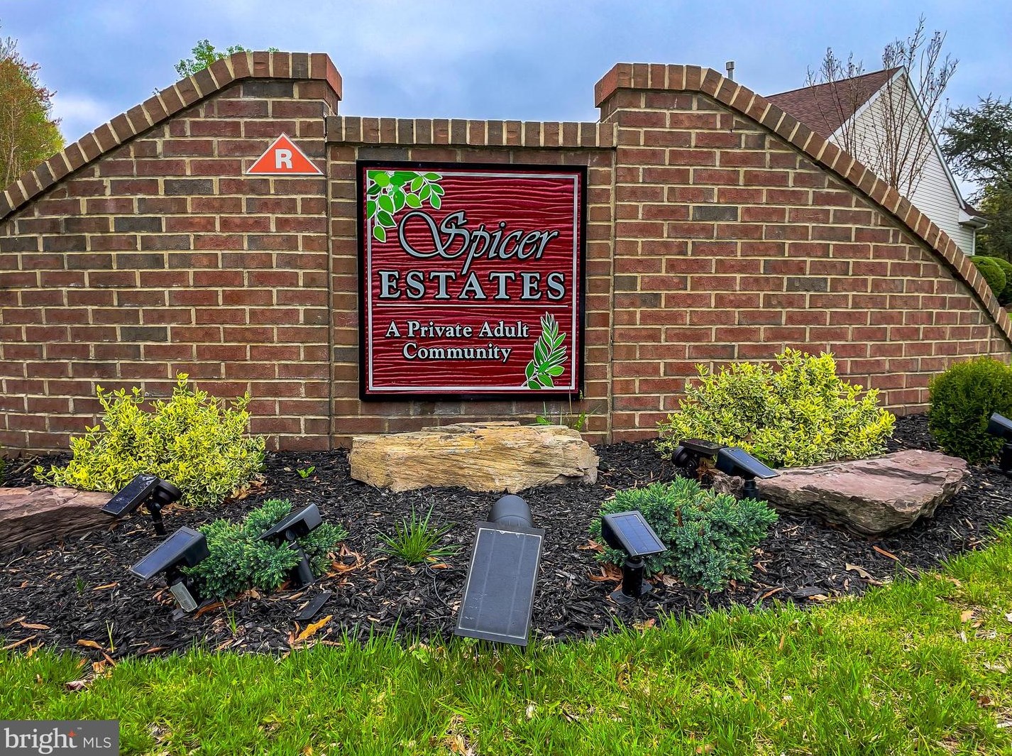 450 Woodruff Trl, Harrison Township, NJ 08062-2026