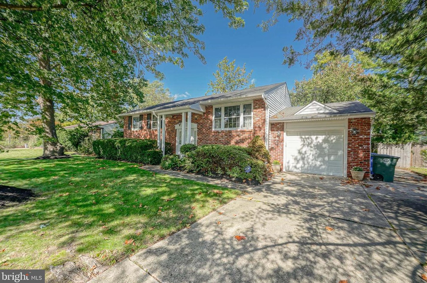 321 New St, Aura, NJ 08028-2023