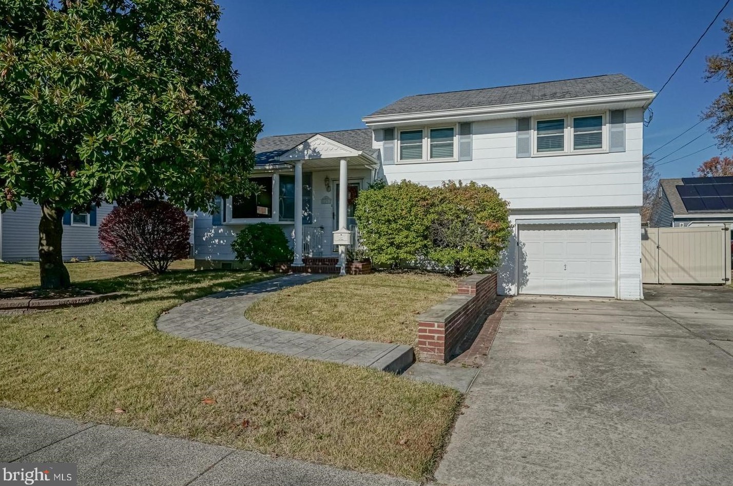 13 Hickory Rd, West Deptford, NJ 08096