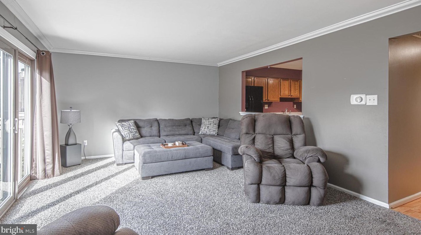 223 Allens Ln, Harrison Township, NJ 08062