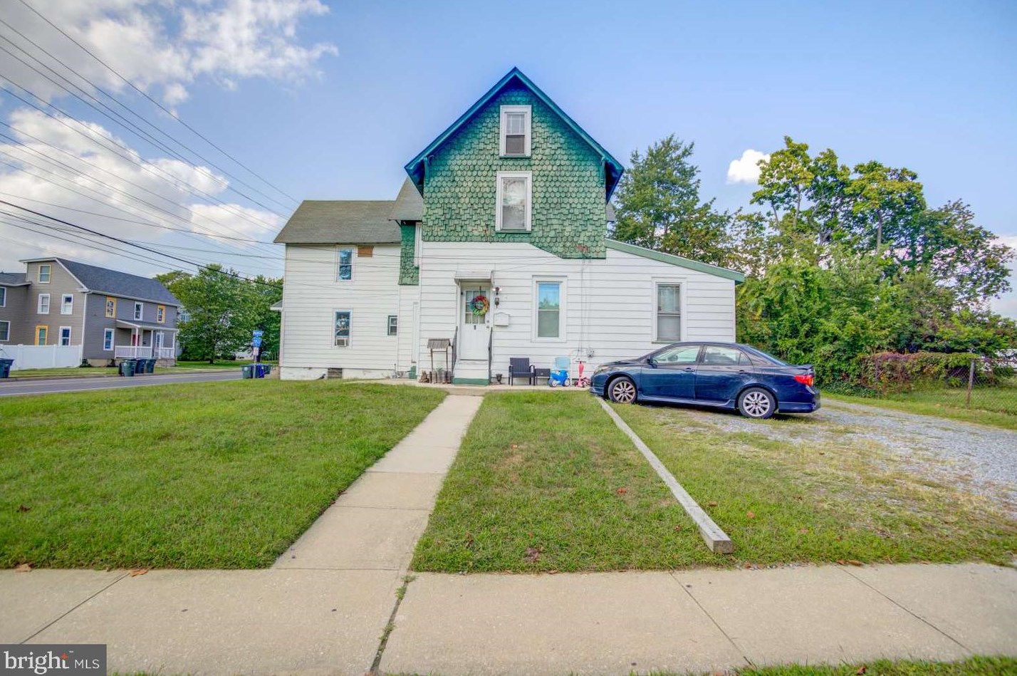302 Main St, Aura, NJ 08028-1921