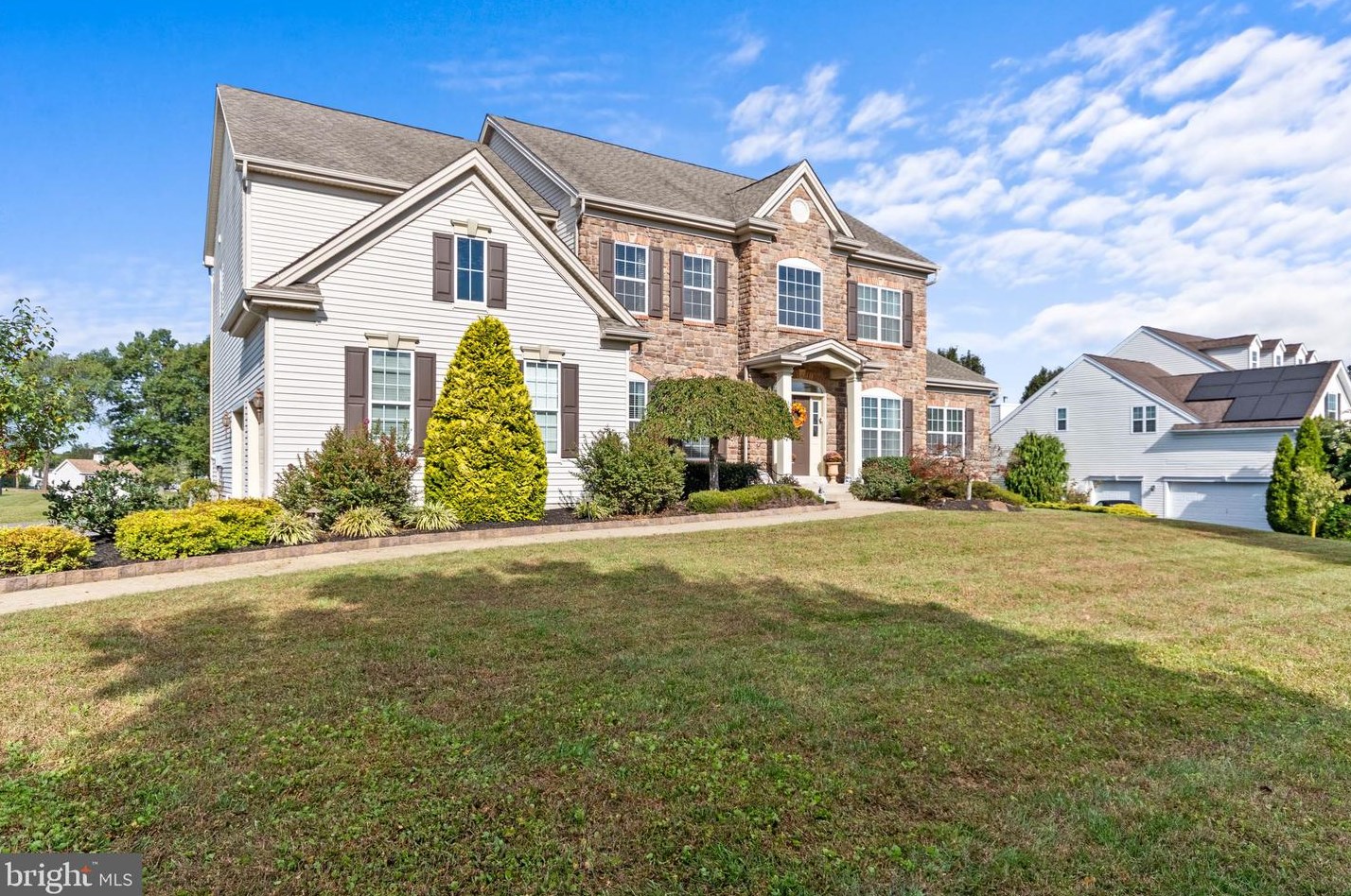 5 Nicole Ct, Auburn, NJ 08085