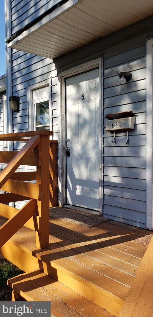 41 Carpenter St #5, West Deptford, NJ 08096