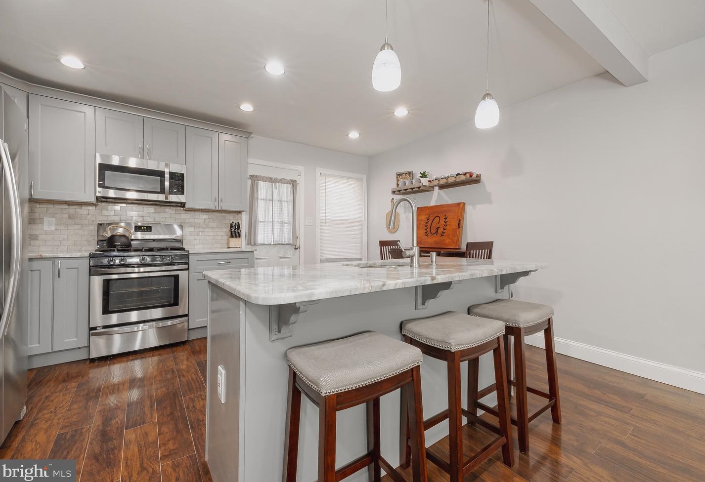 147 Carver Dr, Wenonah, NJ 08090