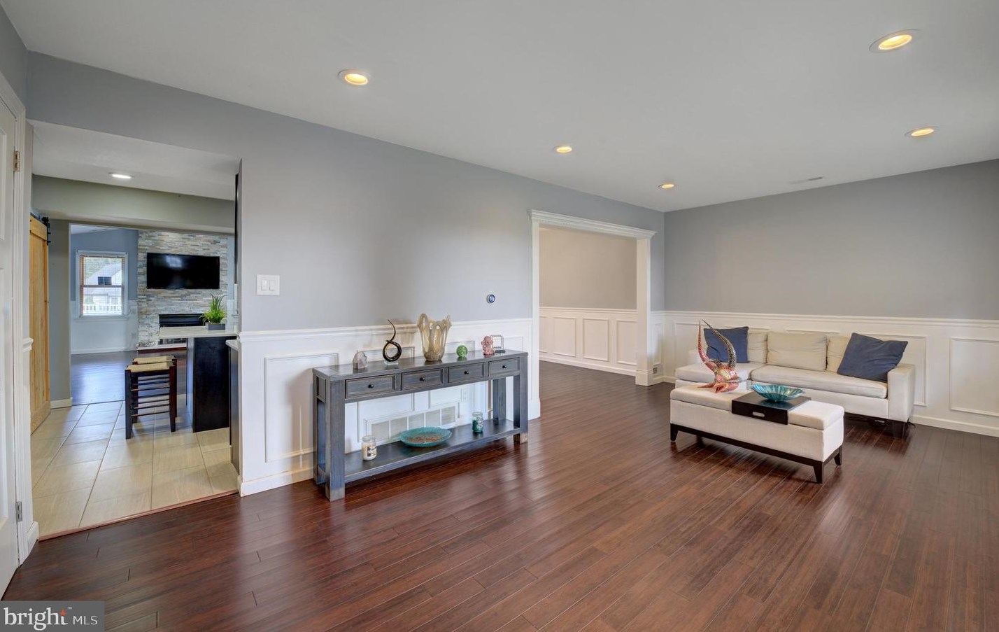 338 Whethersfield Dr, Aura, NJ 08028