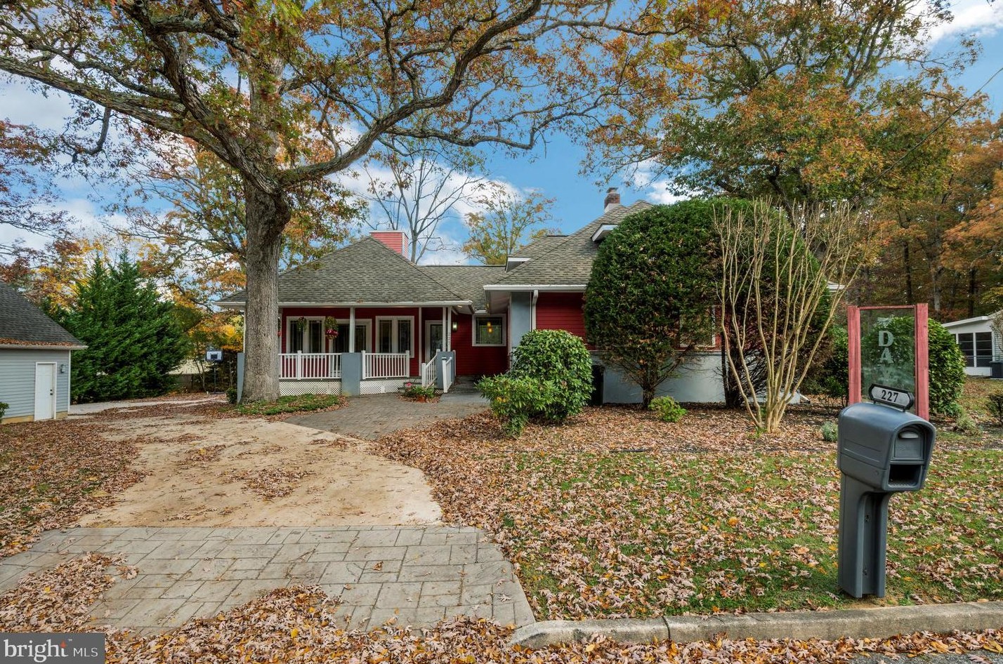 227 Church St, Newfield, NJ 08344