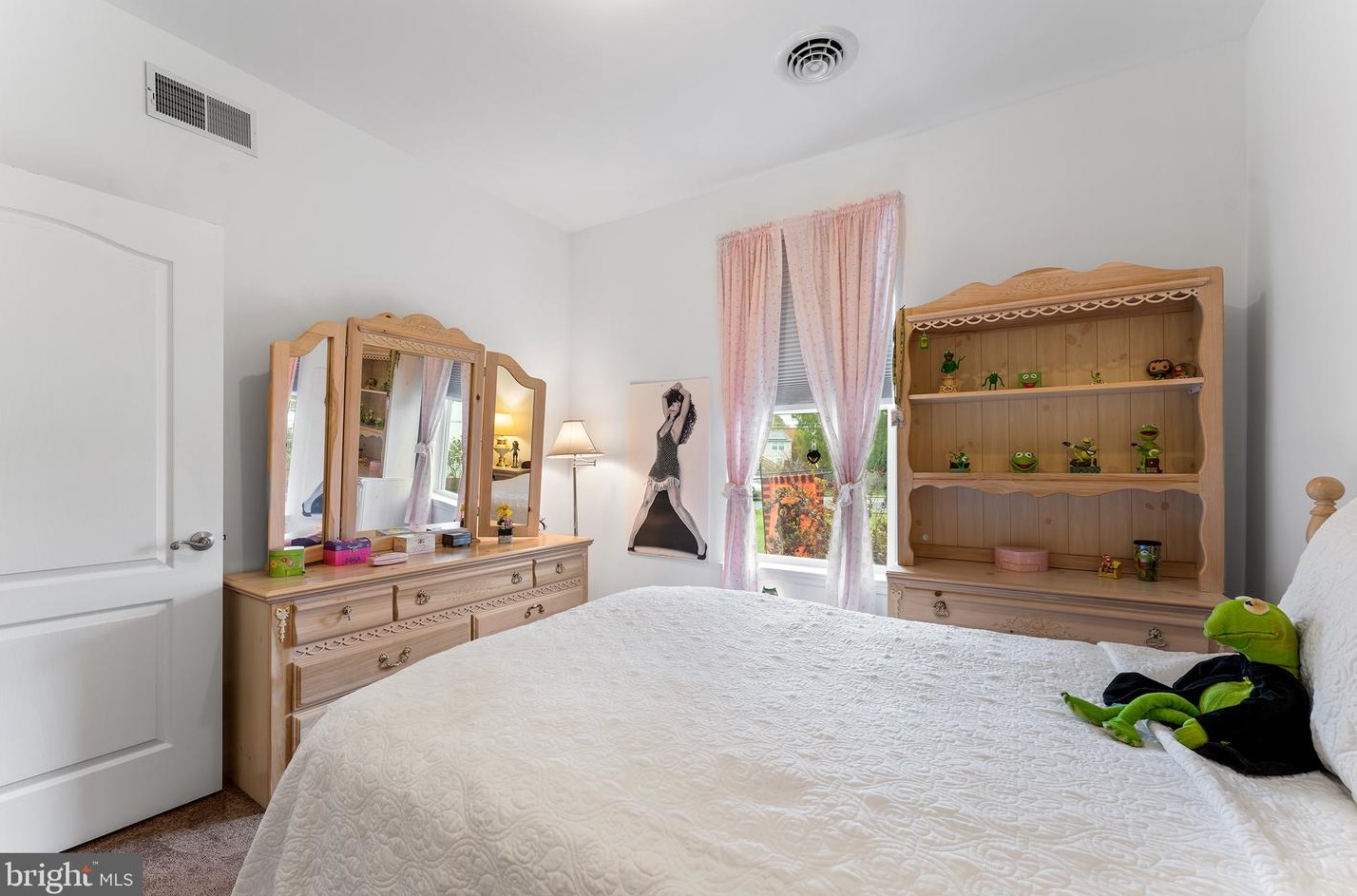 479 Fish Pond Rd, Aura NJ  08028-3259 exterior