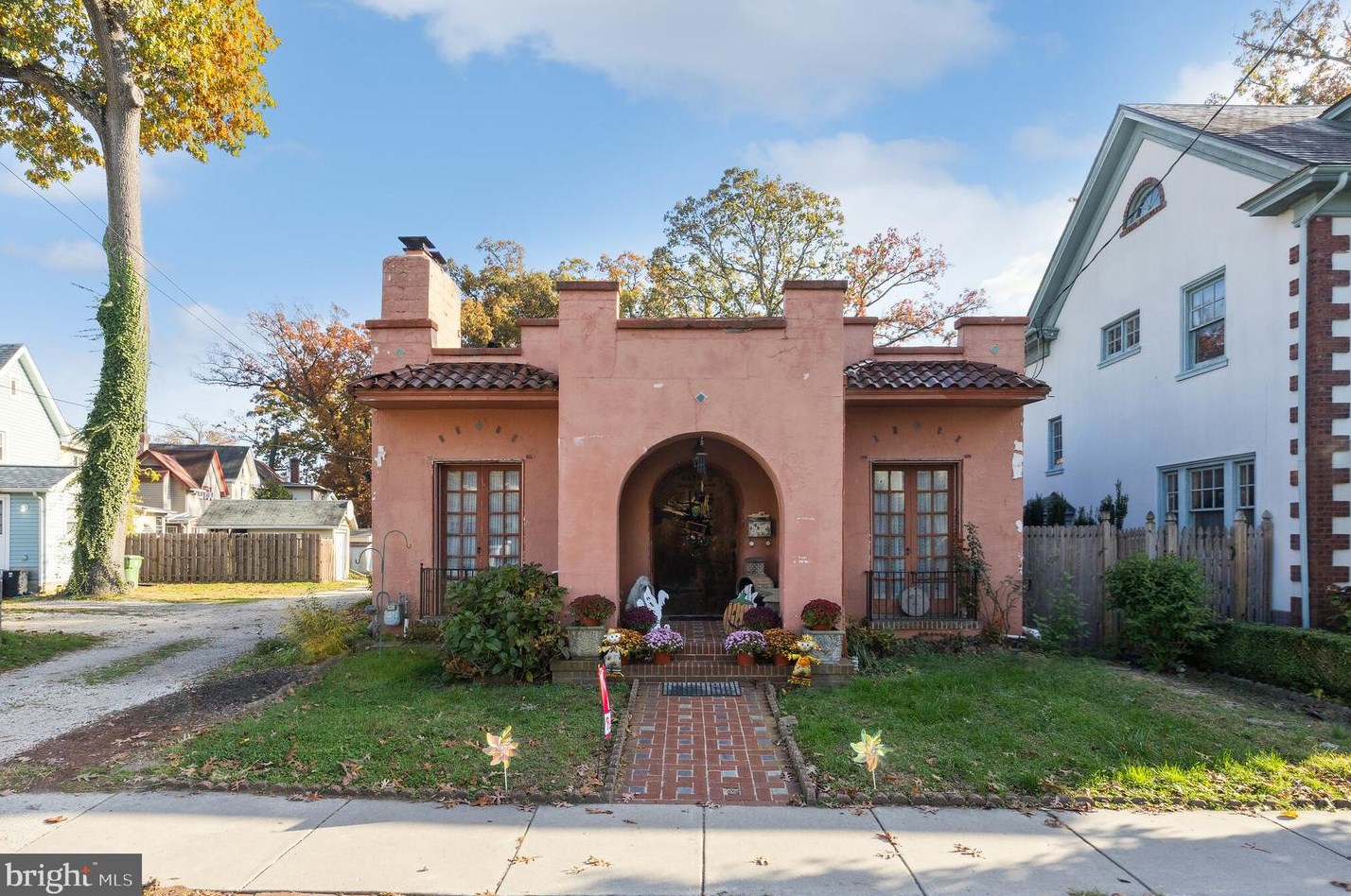 27 W Holly Ave, Pitman, NJ 08071