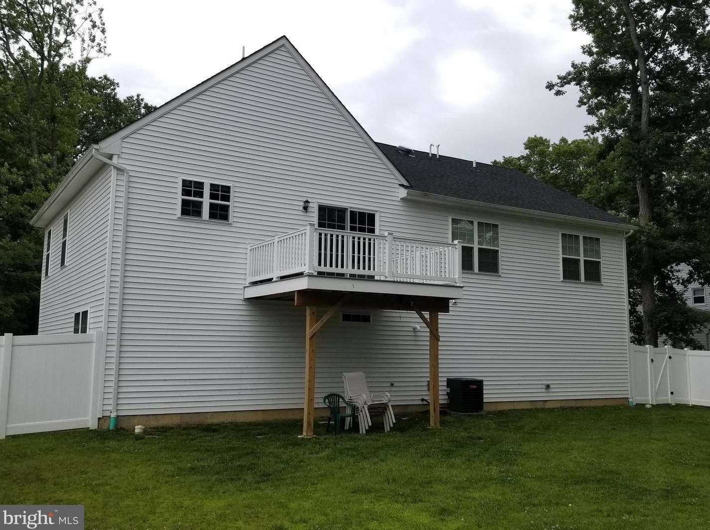 601 New York Rd, Aura, NJ 08028