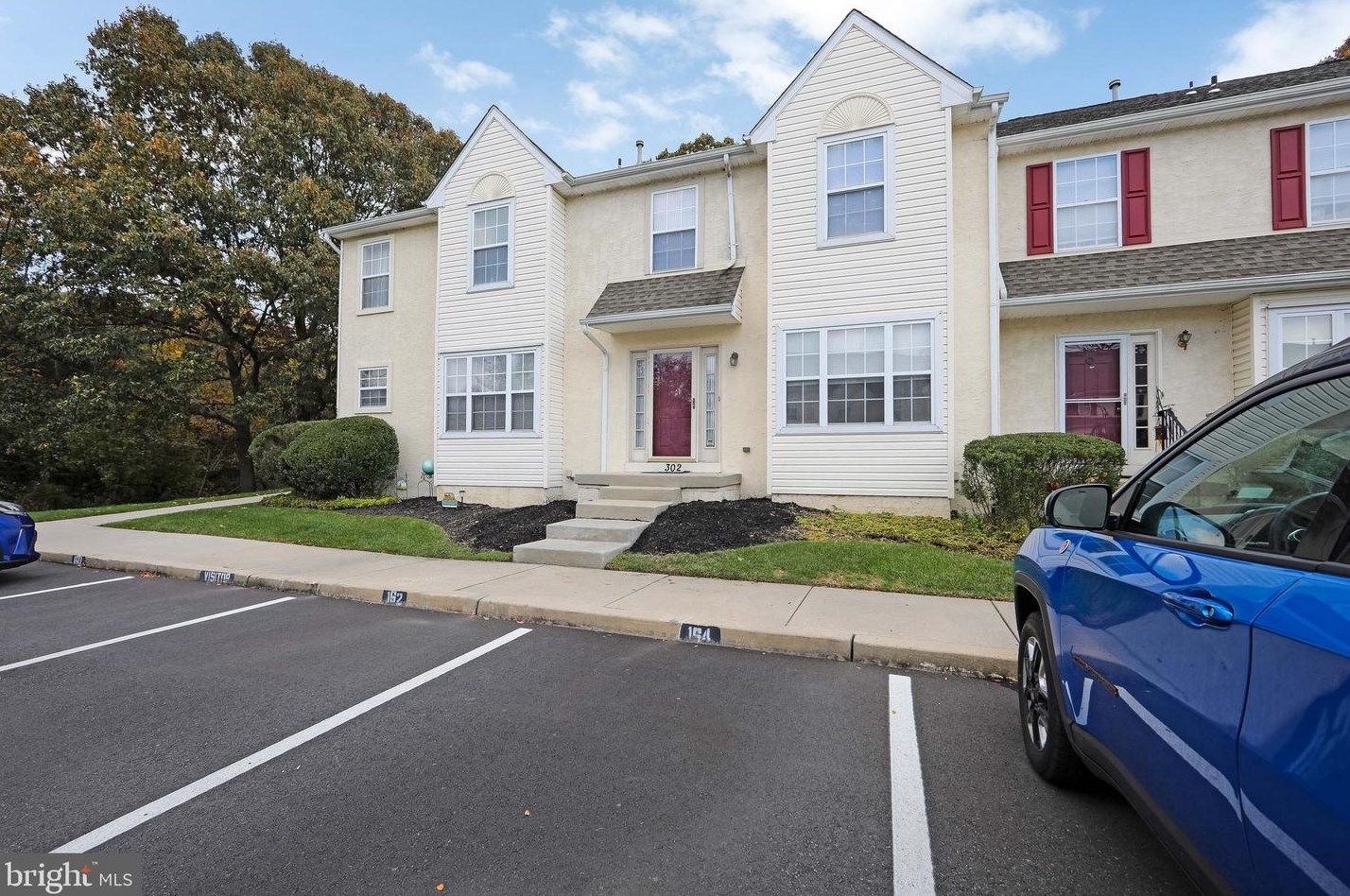 302 Allens Ln, Harrison Township, NJ 08062
