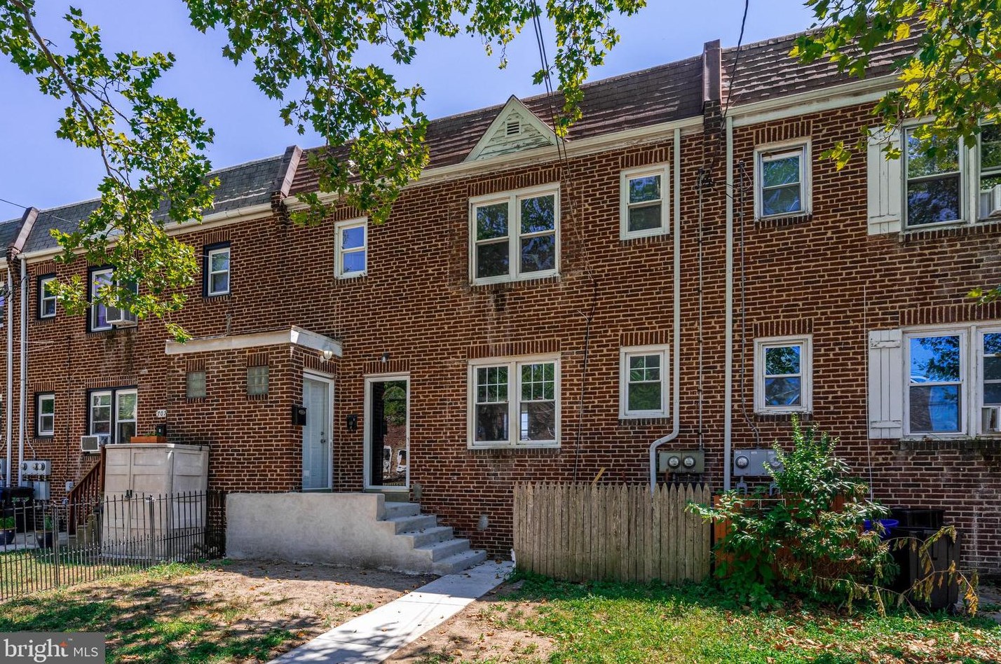 709 Broadway #2, West Deptford, NJ 08093