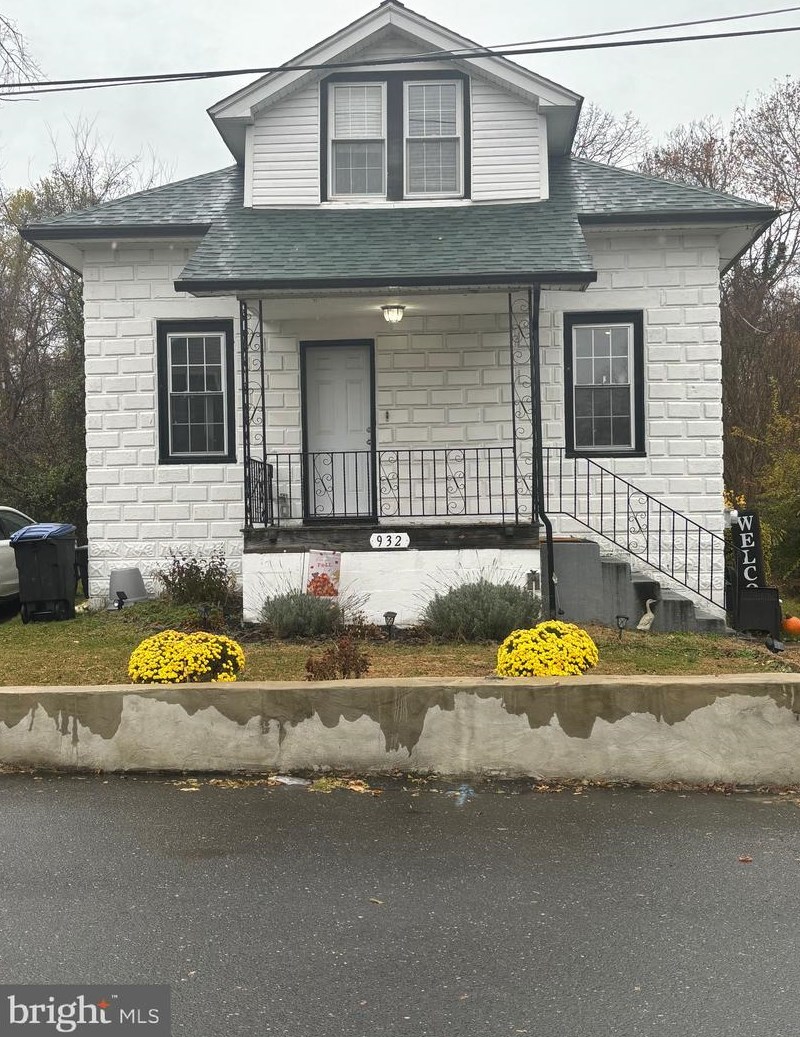 932 Davis St, West Deptford, NJ 08096