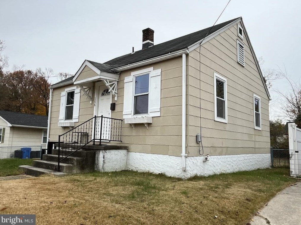 156 Spruce Ave, West Deptford, NJ 08093-1118