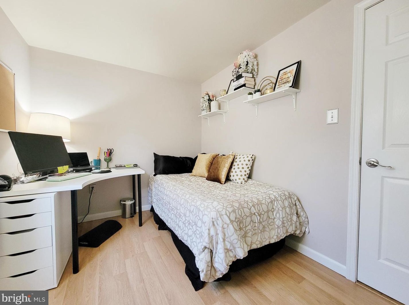 123 Buck St, West Deptford NJ  08066-1312 exterior