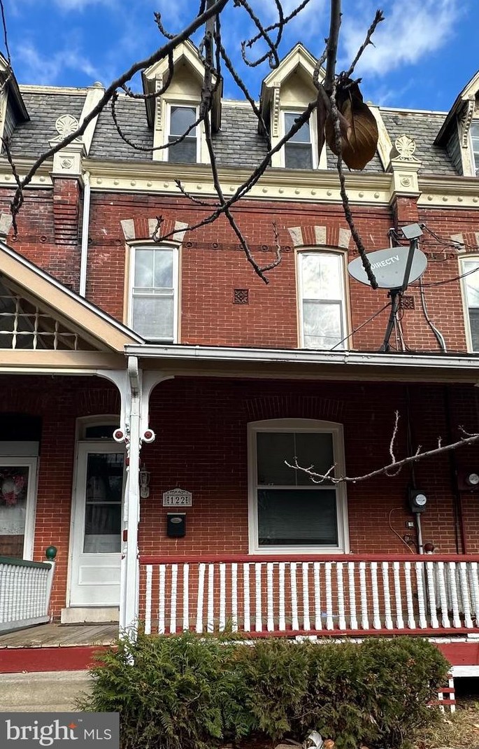 122 Hunter St, West Deptford, NJ 08096