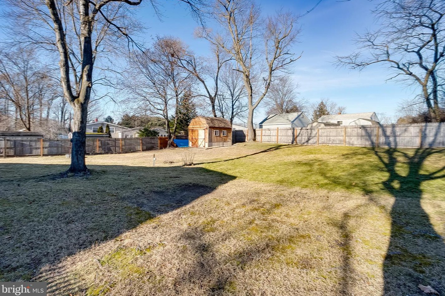 180 Sacramento Ct, West Deptford NJ  08051-1361 exterior