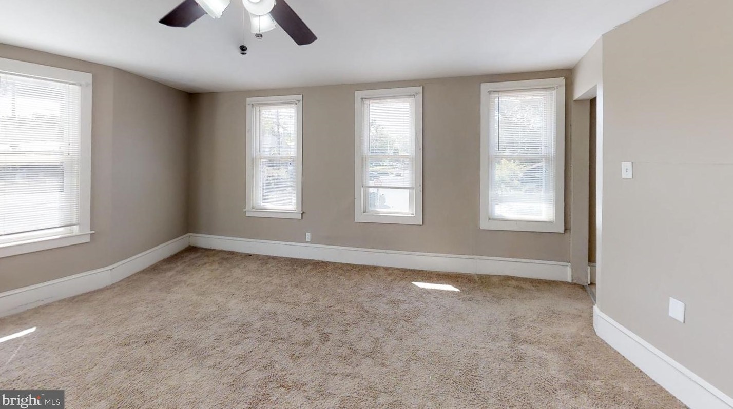 64 Simpson Ave #b, Pitman, NJ 08071