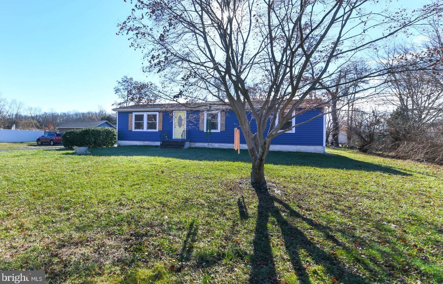 351 Catawba Ave, Newfield, NJ 08344-9515