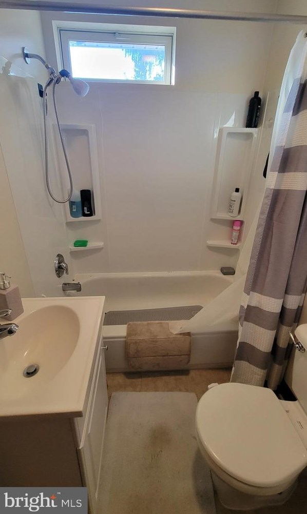 205 Lincoln Ave, West Deptford NJ 08066-2214 exterior