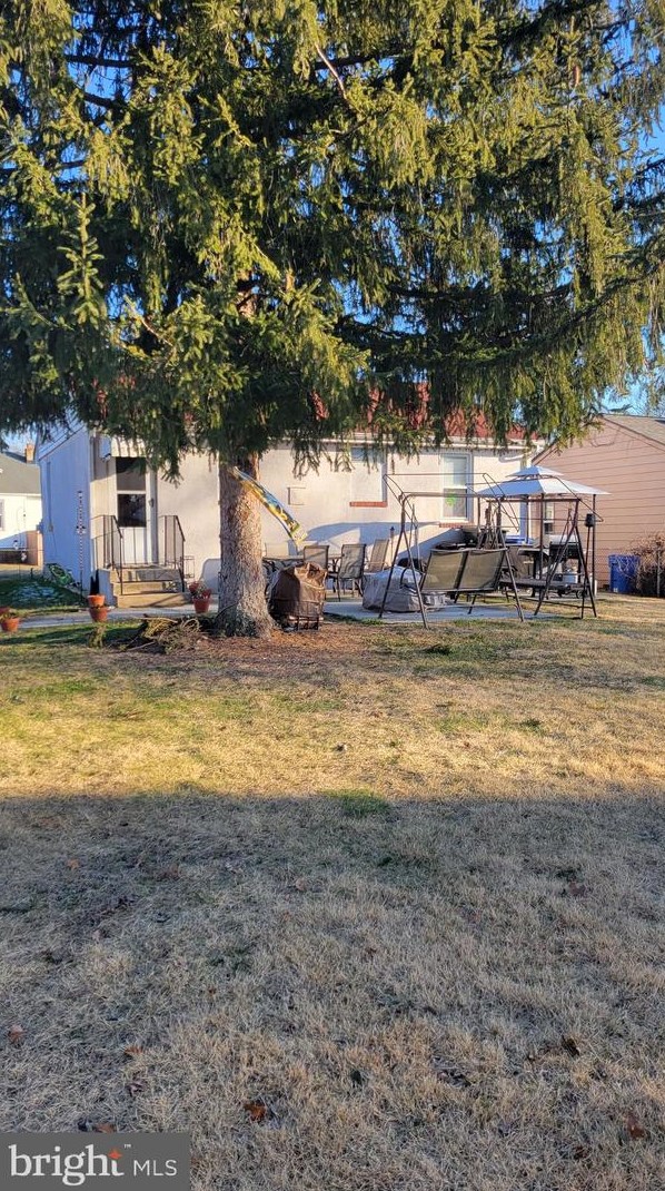 205 Lincoln Ave, West Deptford NJ 08066-2214 exterior