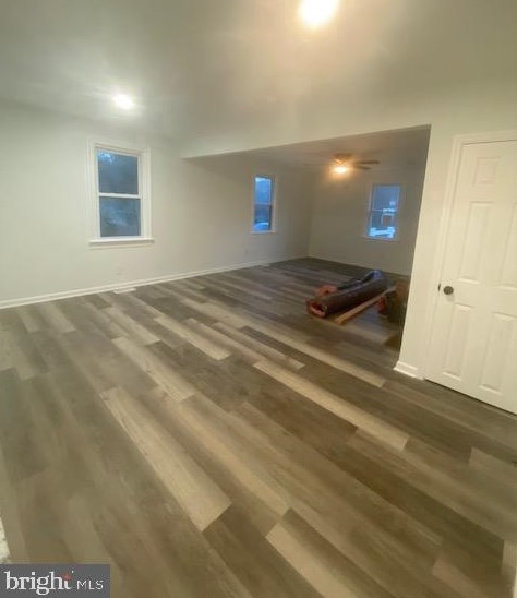 347 Elk Rd, Aura NJ 08343-2704 exterior