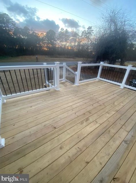 347 Elk Rd, Aura NJ 08343-2704 exterior