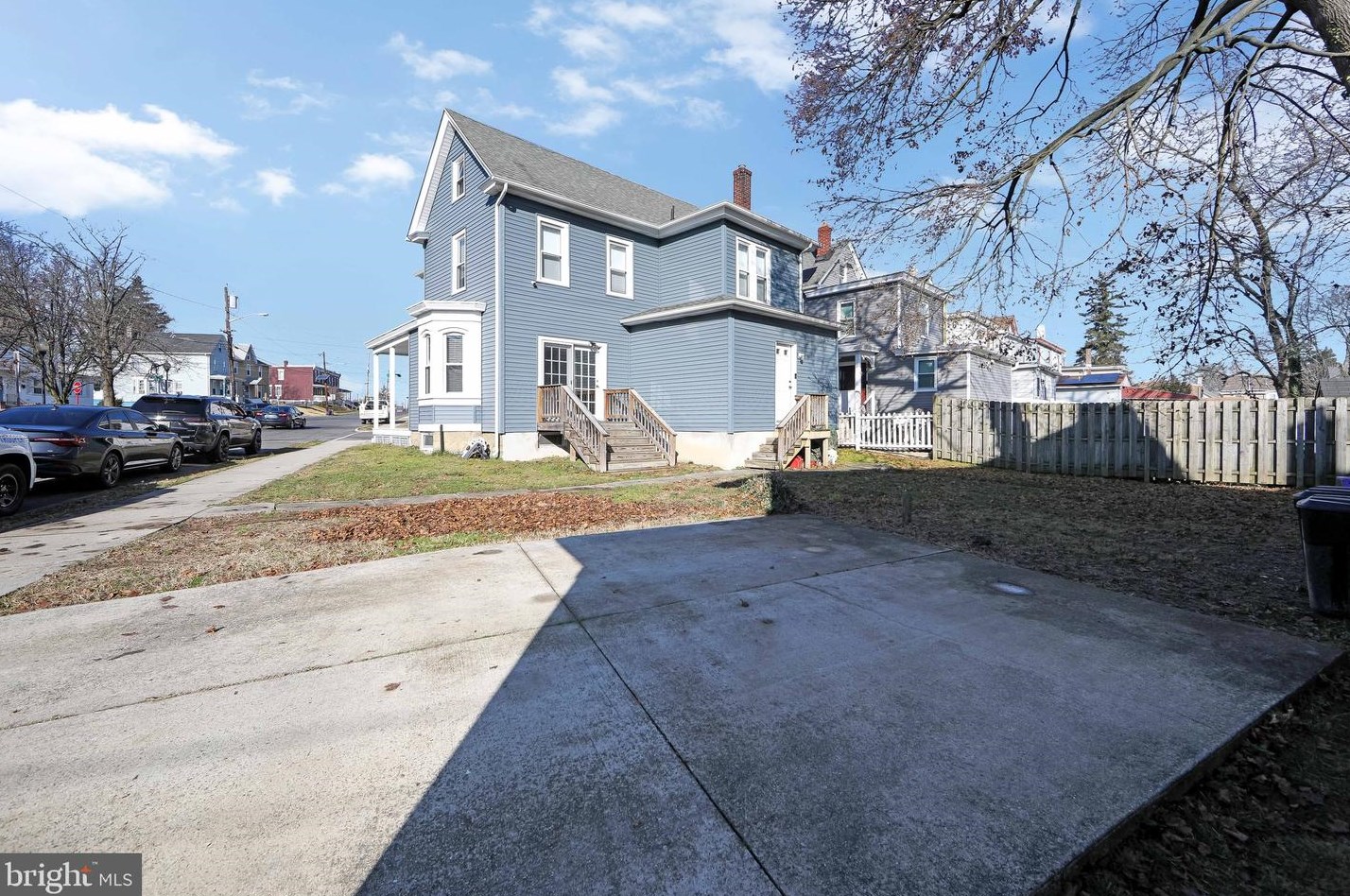 178 Franklin St, West Deptford, NJ 08096-2437