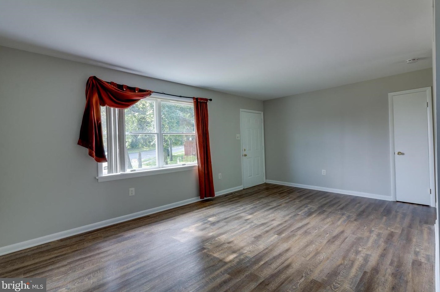 301 Girard Rd, Aura NJ  08028-2169 exterior