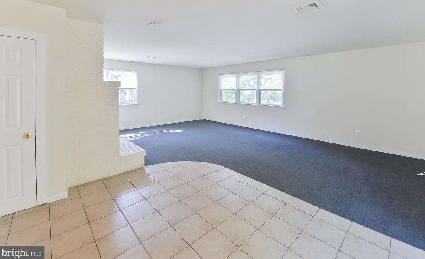 402 Yale Rd, Aura NJ  08028-1503 exterior