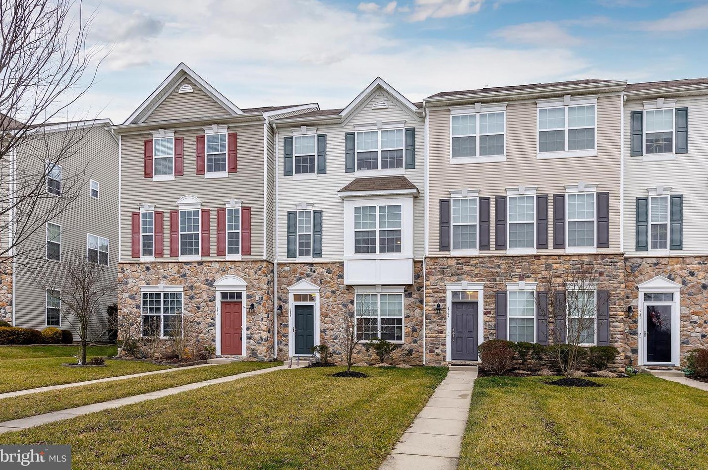 433 Wistar Pl, Aura, NJ 08028
