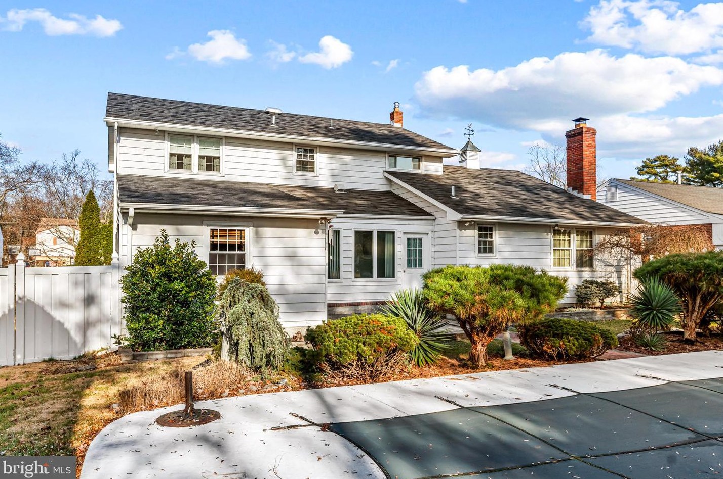 416 University Blvd, Aura NJ  08028-1548 exterior