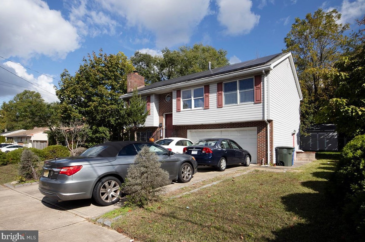 604 Fairmount Dr, Aura, NJ 08028