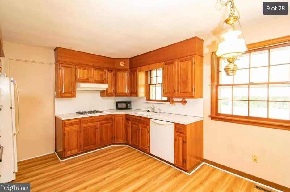 406 Dickinson Rd, Aura NJ  08028-1513 exterior