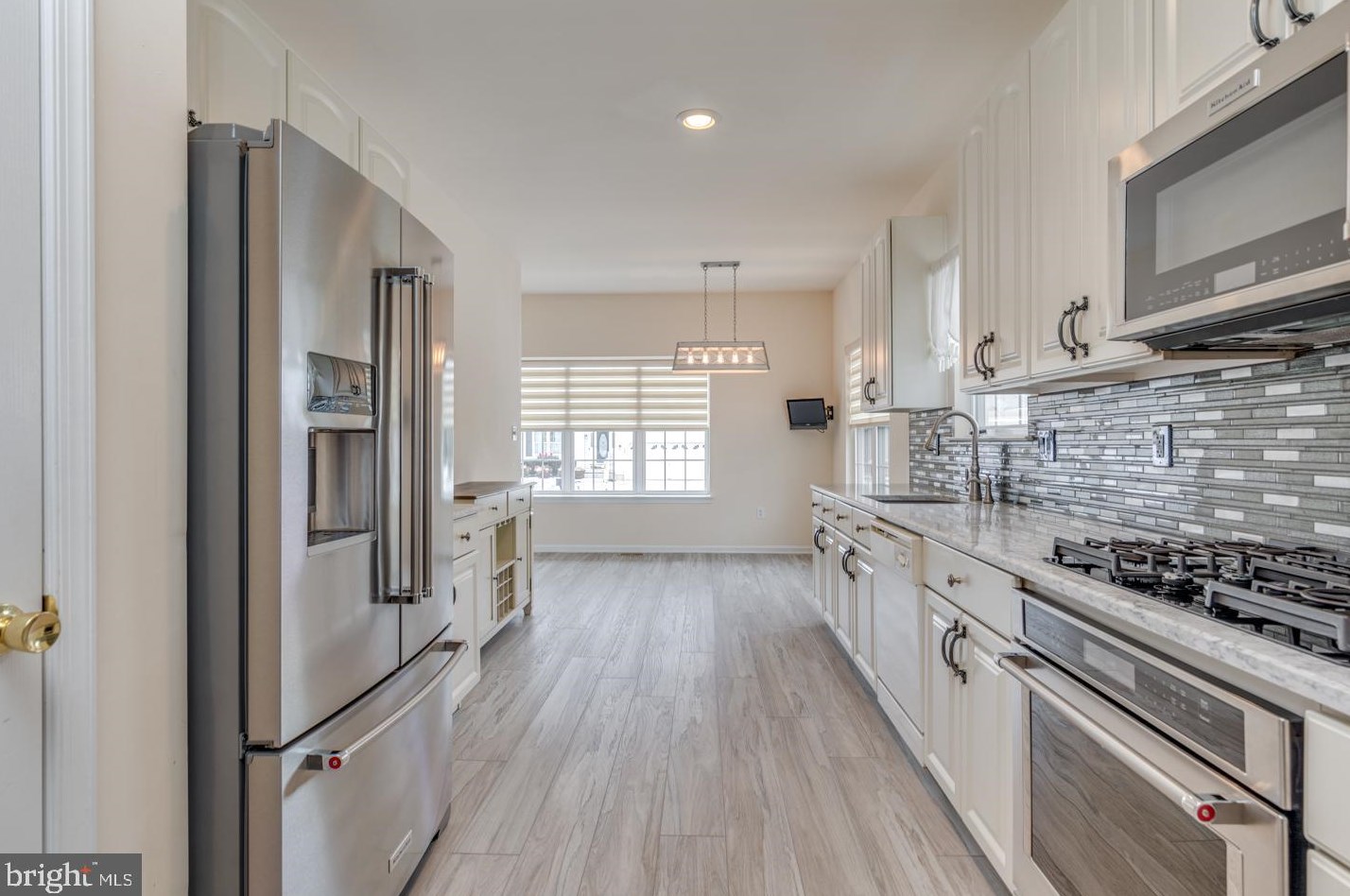27 June Ann Dr, Clayton NJ  08312-2428 exterior