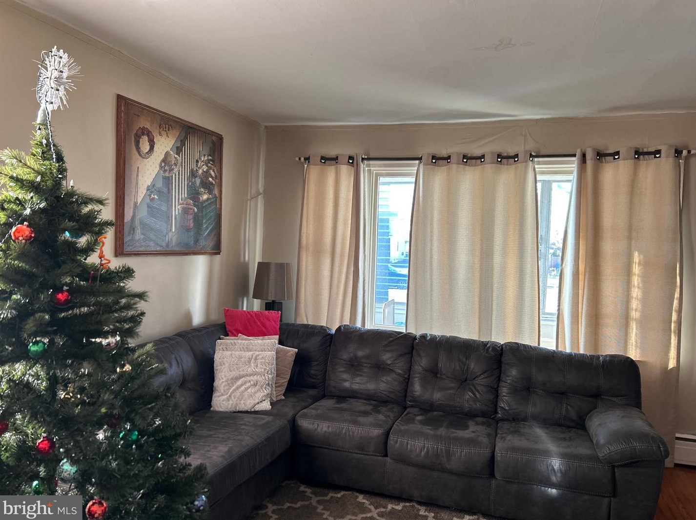 1013 Broadway, West Deptford NJ 08093-1448 exterior