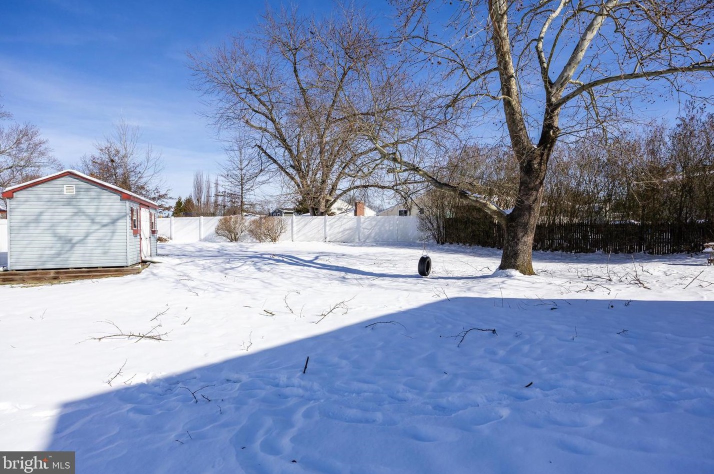 380 Montgomery Dr, West Deptford NJ  08051-1216 exterior