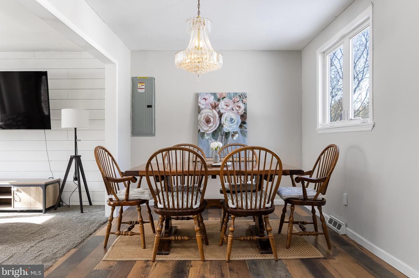 380 Montgomery Dr, West Deptford NJ  08051-1216 exterior