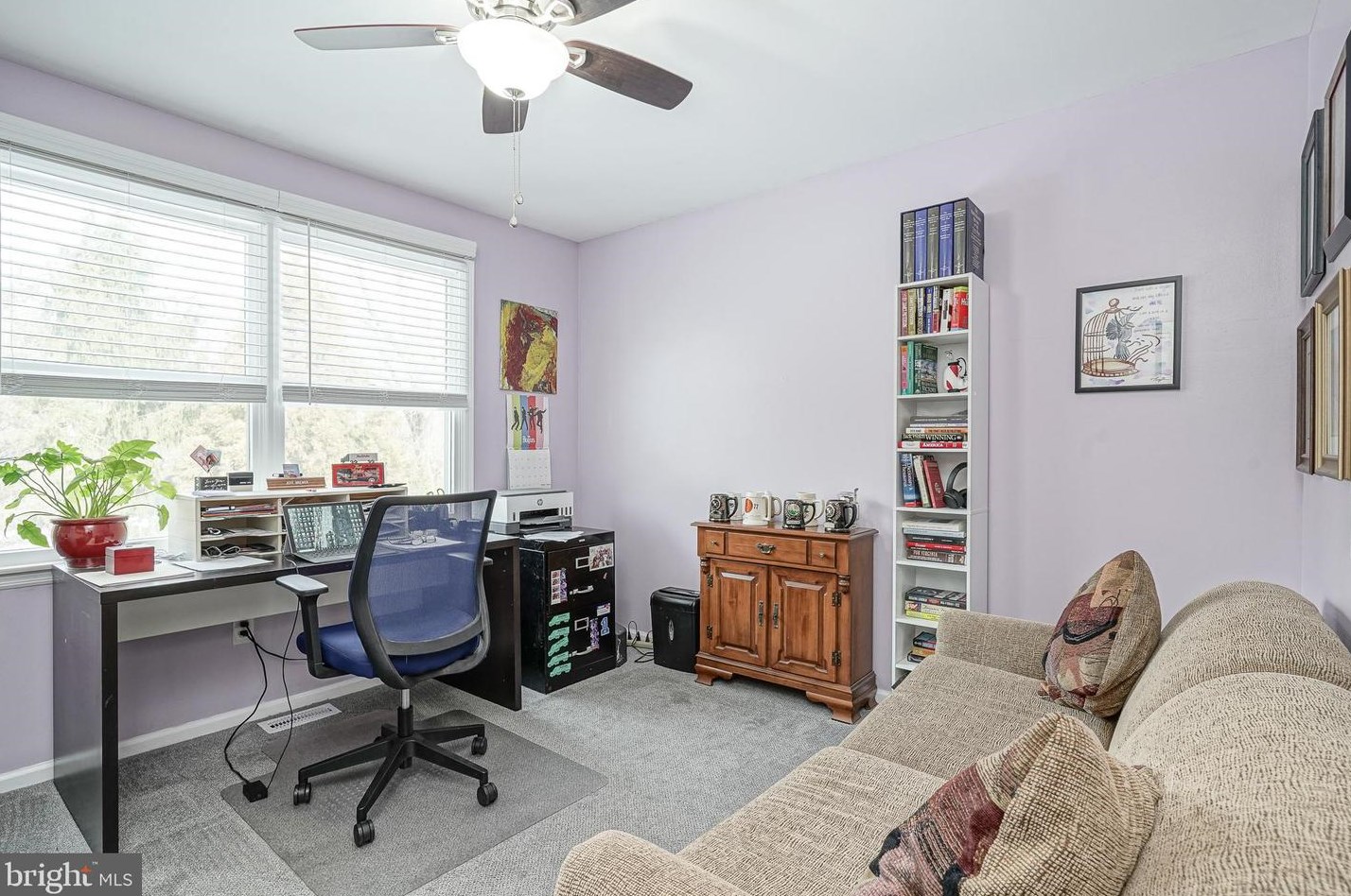 31 Dogwood Ave, Aura NJ  08028-2819 exterior
