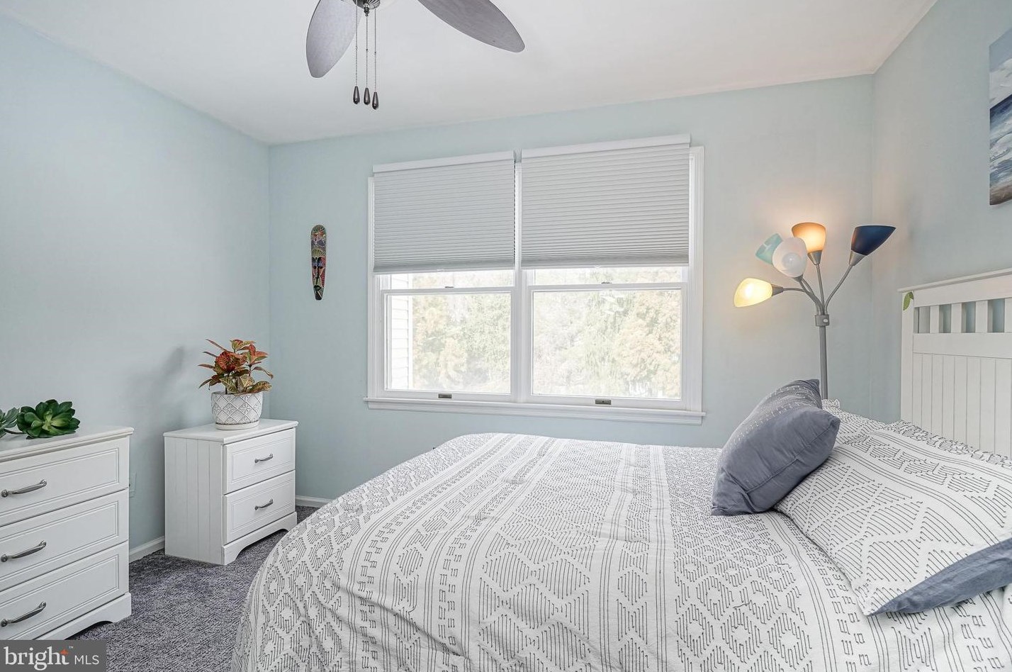 31 Dogwood Ave, Aura NJ  08028-2819 exterior