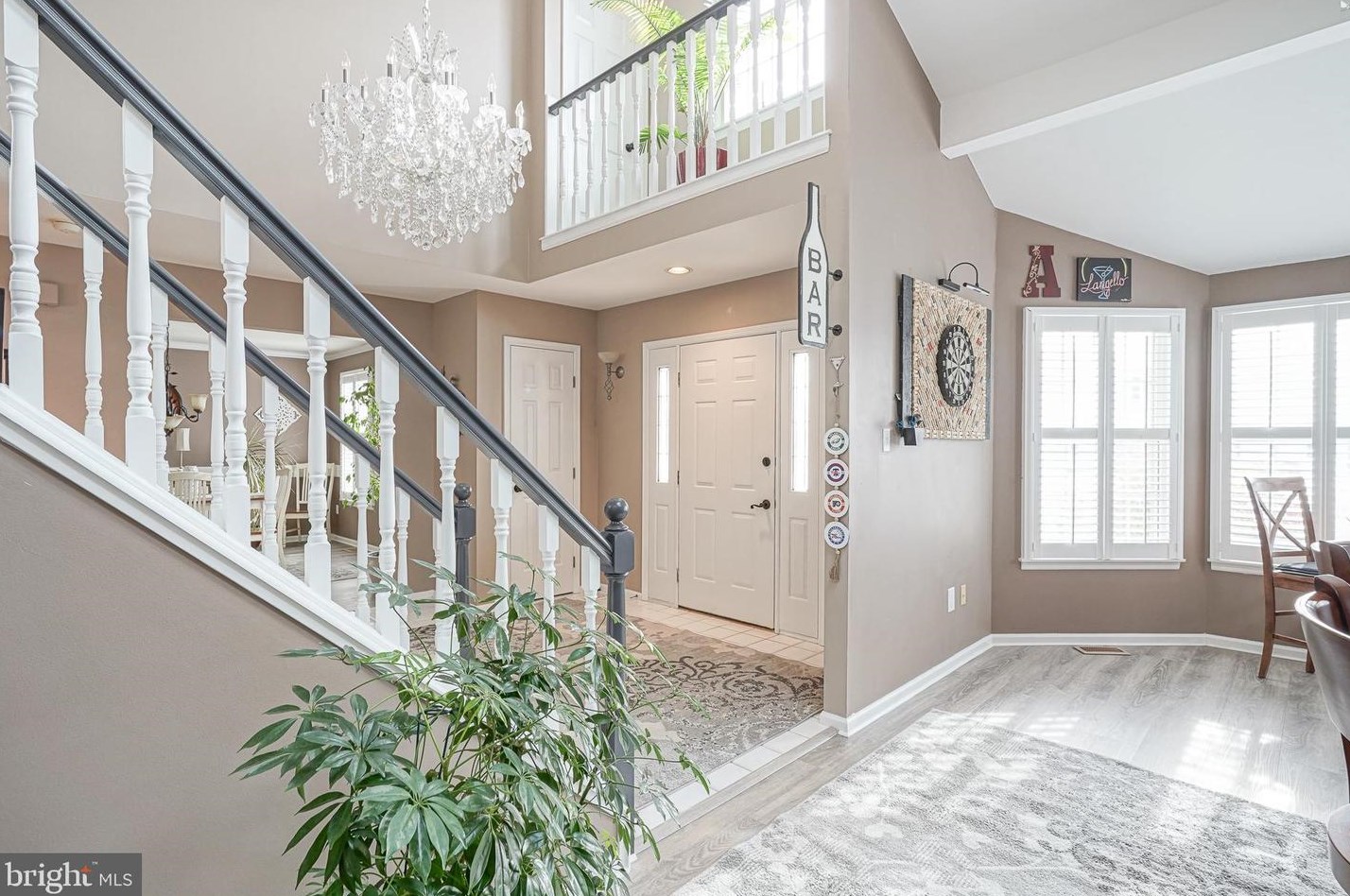 31 Dogwood Ave, Aura NJ  08028-2819 exterior
